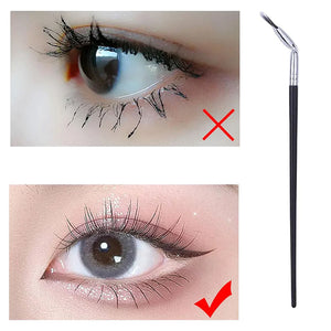 Angled Fan-shaped Eyelash Brush