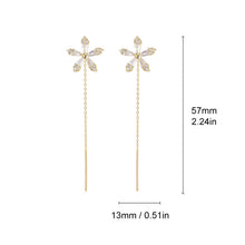 Load image into Gallery viewer, Shiny Fringe Flower Earrings